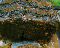 Bolo de chocolate na maquina de pão