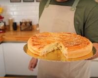 Torta salgada com massa fofinha é a receita que faço para os encontros de fim de ano: receita fácil e todo mundo adora!