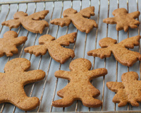 Biscoitinhos de gengibre de Natal em versão saudável e tão delicioso que já estou fazendo em novembro