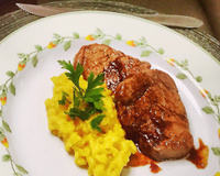 Risoto de limão com medalhão de filé mignon e shimeji