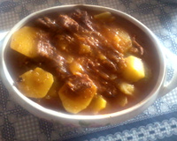 Carne de panela com batata