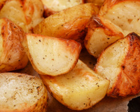 Adeus ao forno: como fazer batatas crocantes em menos de 20 minutos e sem óleo