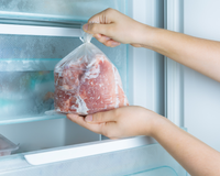 Carne fresca ainda é segura para consumo após ficar armazenada no congelador por 6 meses? O TudoGostoso explica!