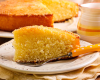 Bolo de laranja molhadinho: receita fácil e deliciosa