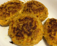 Bolinho de frango e quinoa