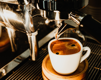 Espresso infinito! Esta cafeteira garante que você tome o seu cafezinho favorito todos os dias, de forma prática, fácil e simples