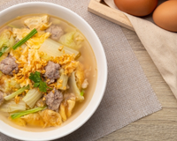 Sopa italiana feita com 150 ovos atravessa gerações e transforma uma simples receita em herança de família