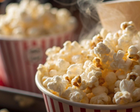 Dia da Pipoca fica mais gostoso com pipoqueira elétrica em oferta