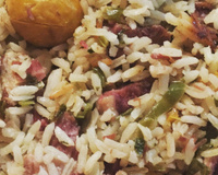 Arroz com pequi e carne de sol