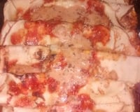 Panqueca com recheio de carne moída e mussarela