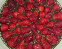 Torta de morango com brigadeiro e oreo