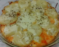 Camarão com batatas gratinadas