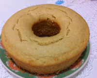 Bolo simples de fubá