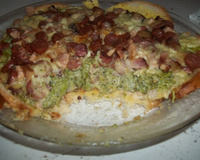 Torta de brócolis com salame