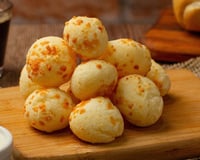 Pão de queijo mineiro
