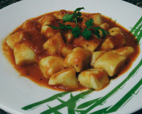 Nhoque de batata doce ao molho sugo