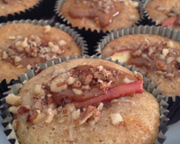 Cupcake integral de maçã e nozes