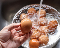 Como saber se o ovo está estragado