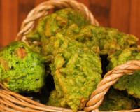 Bolinho de ora-pro-nóbis é a receita FÁCIL e SABOROSA com esse vegetal que está tão popular!