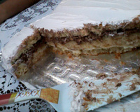 Bolo com recheio de limão e chocolate