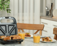 Ela não é só uma sanduicheira: a Cadence Click também faz ovos, waffles e muito mais