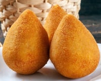 Coxinha tradicional de frango