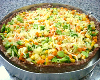Quiche de carne moída à jardineira