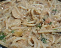 Macarrão com sardinha e creme de leite