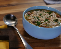 Esse caldo de kenga vai te conquistar! Veja como fazer essa receita quentinha e deliciosa