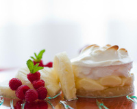 Tortura de abacaxi com coco