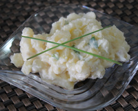 Salada de maionese com ovos de codorna do Marcelo
