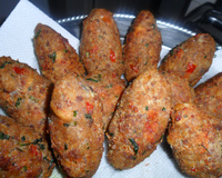 Bolinho de pão recheado com requeijão