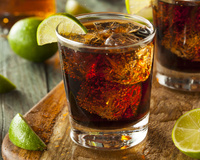 Cuba libre brasileira: descubra a história do drink Samba em Berlim e como fazer em casa