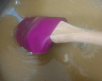 Calda cremosa de caramelo