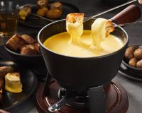 Veja 5 opções de máquina de fondue para aproveitar no inverno