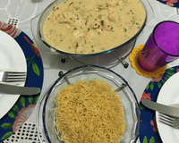 Estrogonofe de frango Saint Patrick