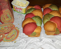 Pão colorido da Jussara