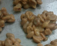 Pé de moleque de leite condensado