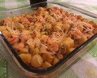 Nhoque com camarão ao molho de tomate