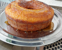 Bolo de laranja molhadinho