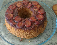 Bolo de banana caramelizada sensacional