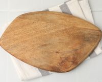 Lucas Zanandrez, biomédico: "Com quantos anos você descobriu que essas manchas na tábua não são sujeira, mas sim fungos?"