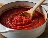 Quantos potes de extrato de tomate você consegue fazer com 5 quilos de tomate?