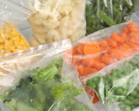 Seus vegetais congelados ficam murchos ou sem gosto? Saiba como cozinhar do jeito certo para manter o sabor e textura