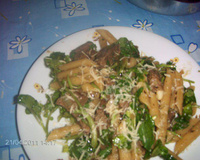 Penne com agrião à moda Ravanelli