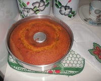 Bolo de cenoura com canela