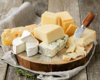 Parece, mas não é! Descubra se o que você está comendo é queijo de verdade e se vale manter na dieta com dica da nutri