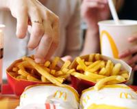 McDonald’s confirma o retorno de lanche icônico ficou 5 anos fora do cardápio: entenda o motivo por trás do cancelamento das vendas