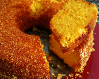 Bolo de milharina com leite condensado
