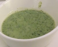 Sopa creme de brócolis